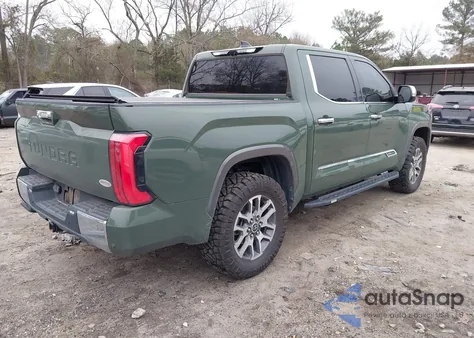 2022 Toyota Tundra 1794 Edition z USA, uszkodzony, nr VIN 5TFMA5DB7NX042221